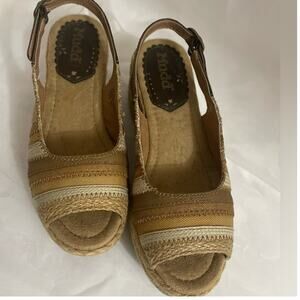 Mudd Eurich Women's Wedge Espadrilles Neutral Color Size 7.5